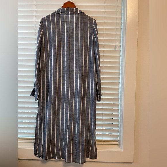 Blue + White Striped Long Sleeve Button Up - Picture 6 of 8